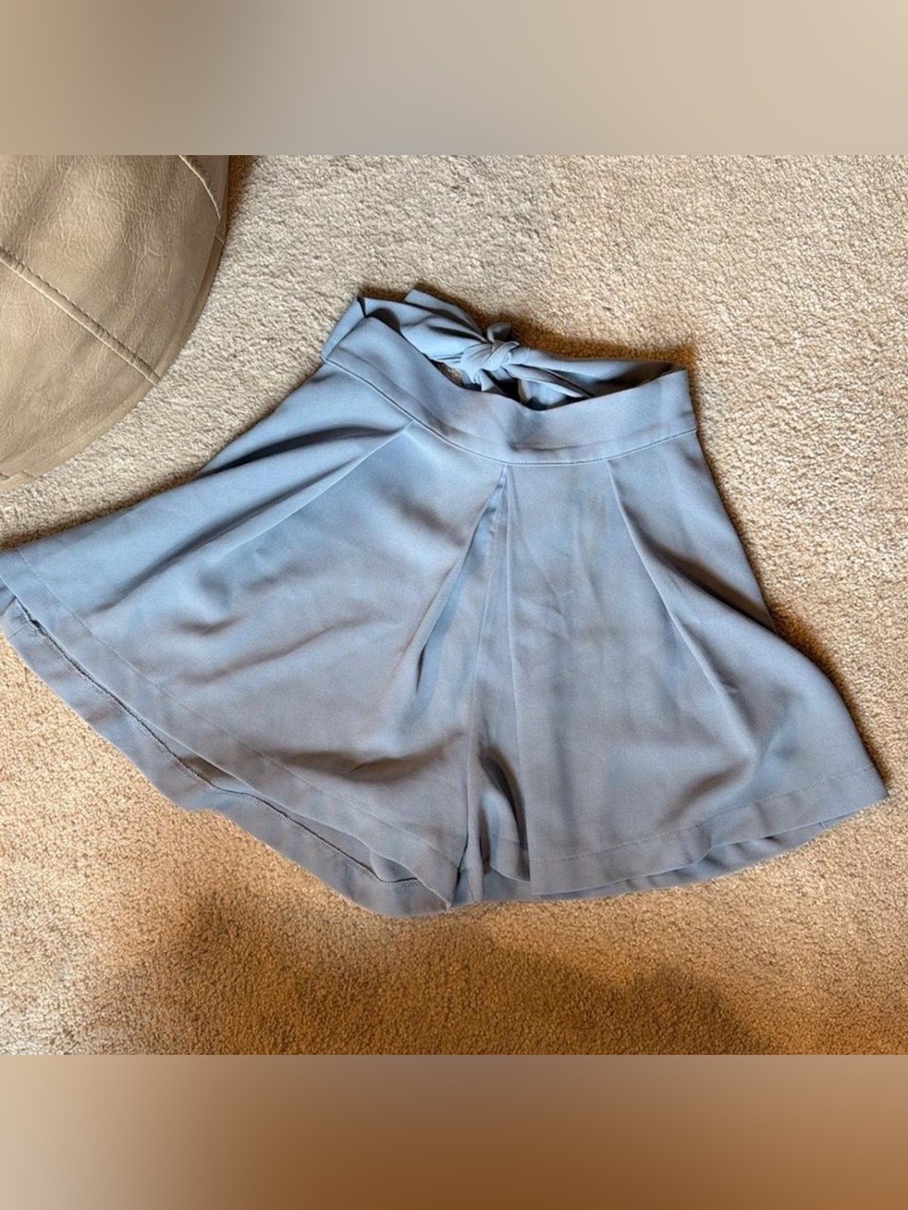 Light Blue Tie-Waist pleated short